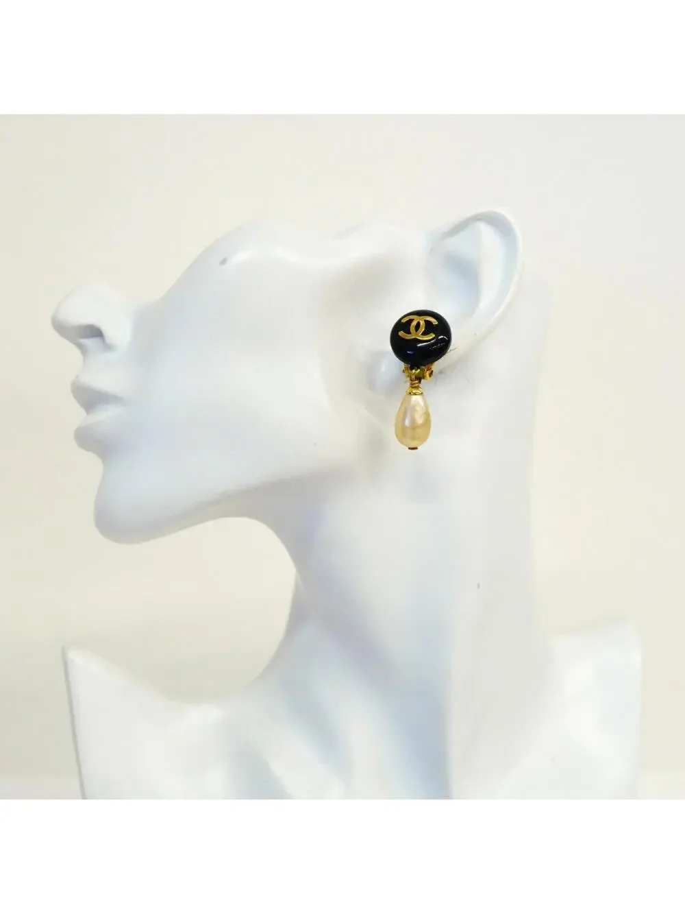 Chanel Cc Logo Clip-On Earrings Metal #327444C89B